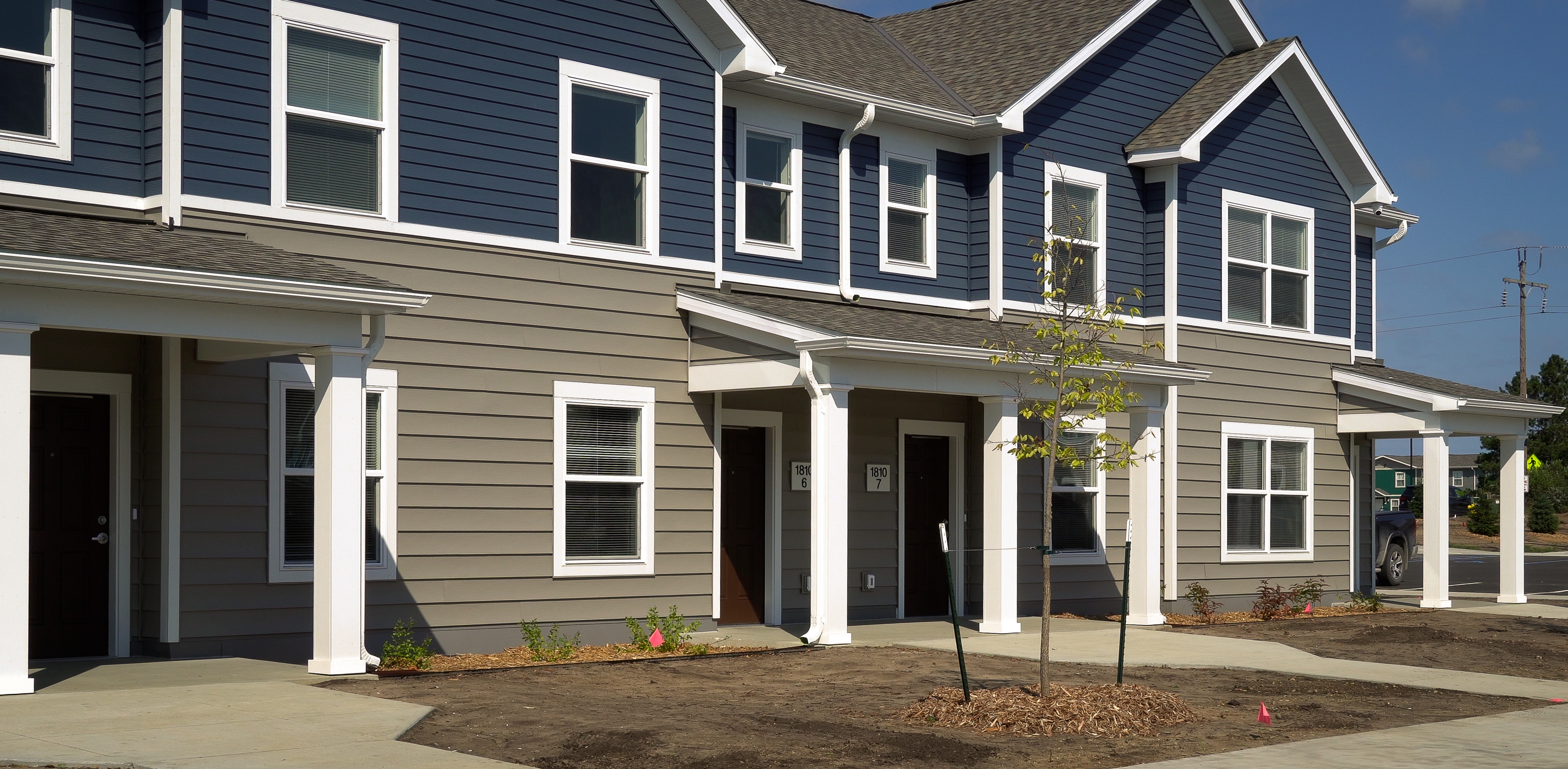 New townhomes exterior